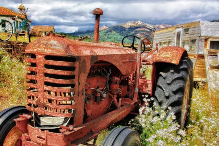 Traktor 1 768x511